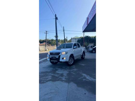 TOYOTA HILUX 3.0 SRV TOP 4X4 CD 16V TURBO INTERCOOLER DIESEL 4P AUTOMÁTICO
